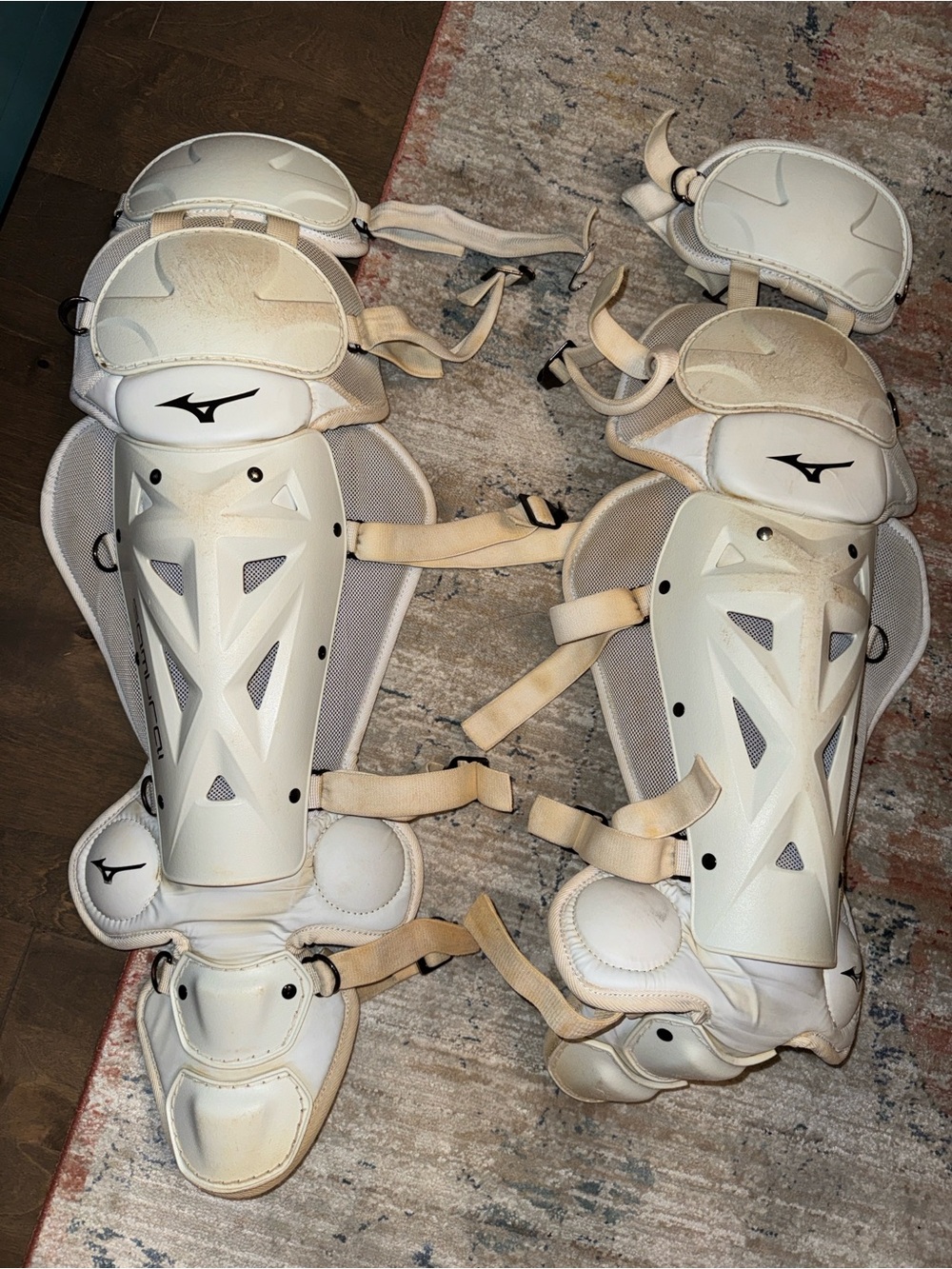 Mizuno softball catchers gear - Picture 4 of 6